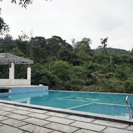 Coorggavadana Hotel มาดิเครี ภายนอก รูปภาพ